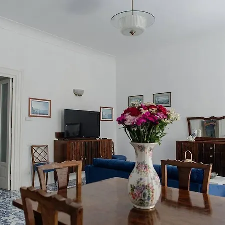 Ammore A Mare, Luxury Near The Sea Apartment *