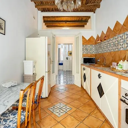 Ammore A Mare, Luxury Near The Sea Apartment